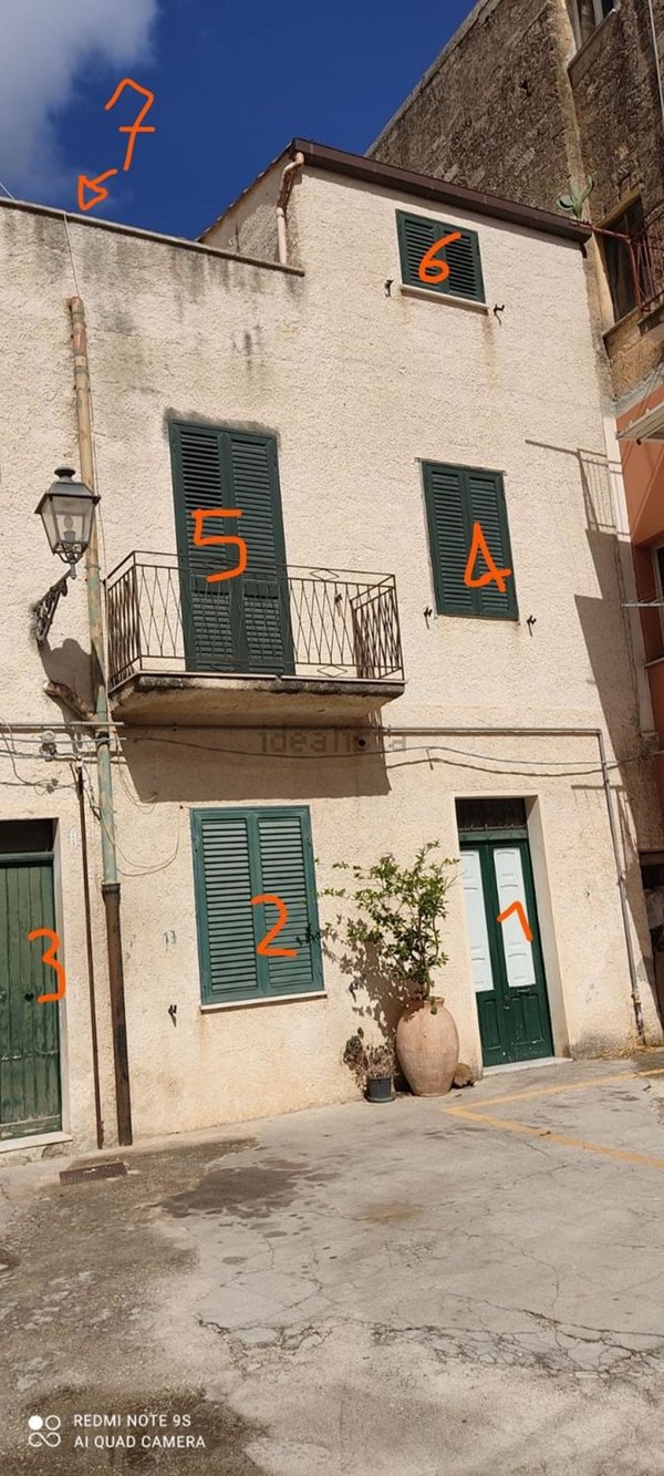 casa indipendente in vendita a Sambuca di Sicilia