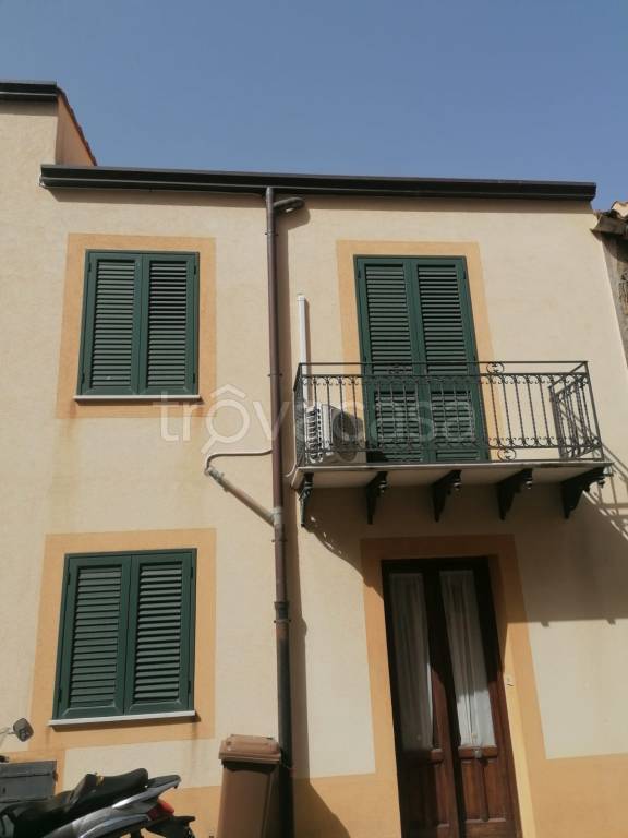 casa indipendente in vendita a Sambuca di Sicilia