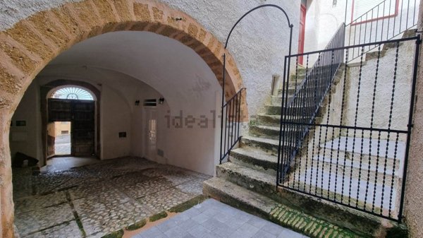 casa indipendente in vendita a Sambuca di Sicilia