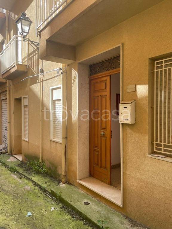 casa indipendente in vendita a Sambuca di Sicilia