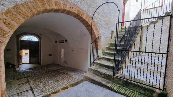 casa indipendente in vendita a Sambuca di Sicilia