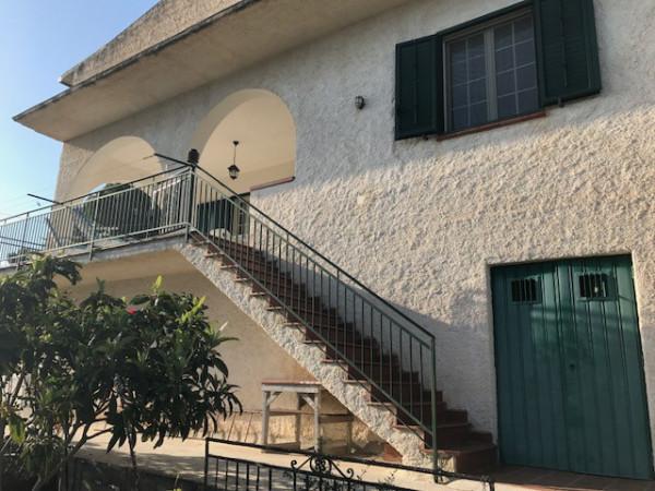casa indipendente in vendita a San Biagio Platani