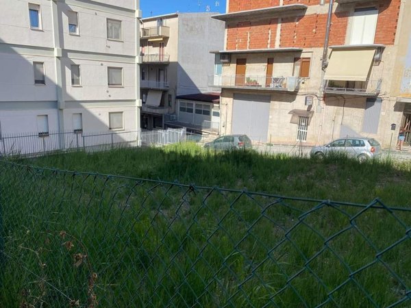 terreno edificabile in vendita a San Giovanni Gemini