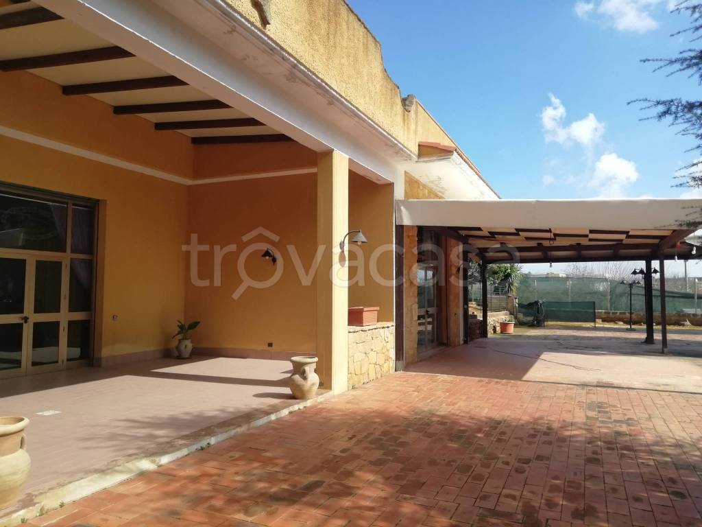 negozio in vendita a Santa Margherita di Belice