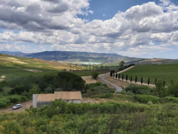 casale in vendita a Santa Margherita di Belice