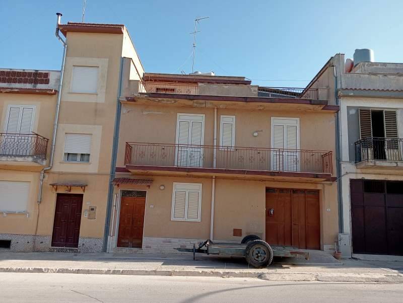 casa indipendente in vendita a Santa Margherita di Belice