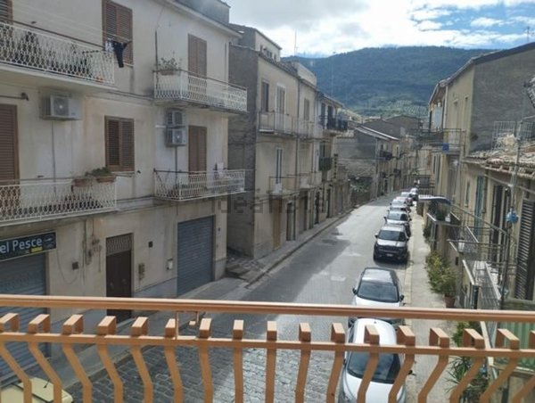 appartamento in vendita a Santo Stefano Quisquina