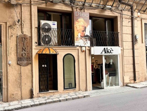 negozio in vendita a Sciacca in zona Centro Città