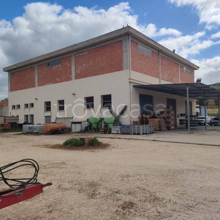 locale commerciale in vendita a Sciacca