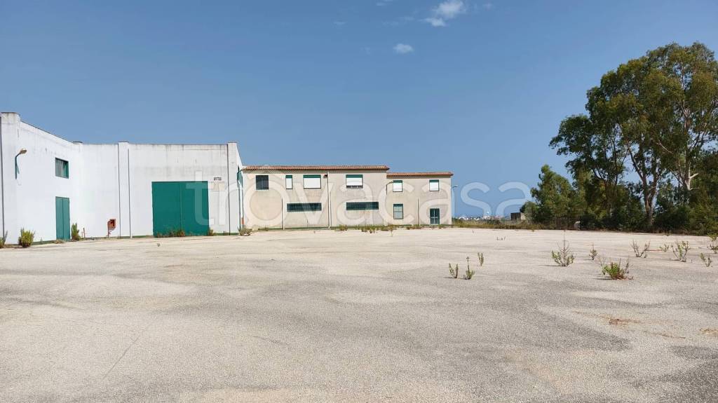 capannone in vendita a Sciacca in zona Centro Città