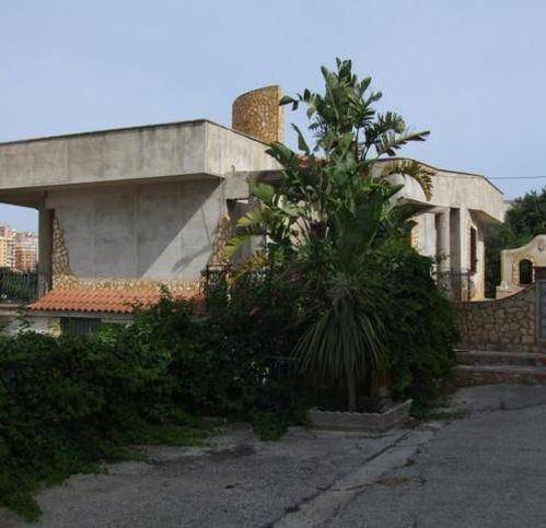 casa indipendente in vendita a Sciacca in zona Perriera