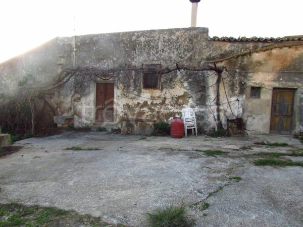 casa indipendente in vendita a Sciacca