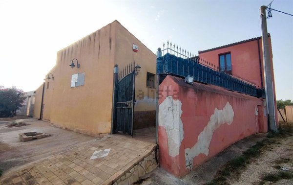 casa indipendente in vendita a Sciacca