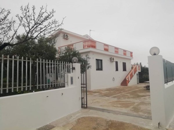 casa indipendente in vendita a Sciacca