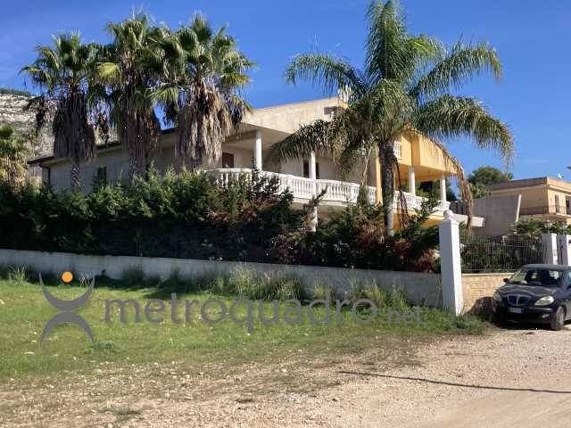 casa indipendente in vendita a Sciacca