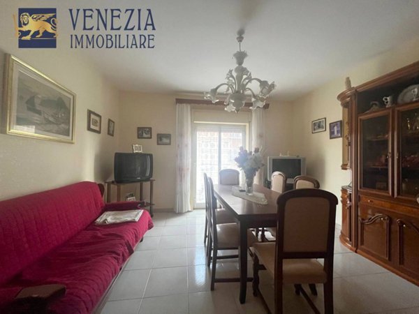 appartamento in vendita a Sciacca in zona Perriera