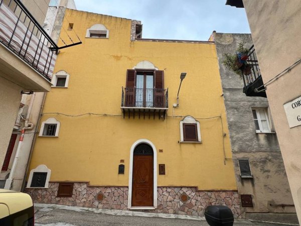 casa indipendente in vendita a Sciacca