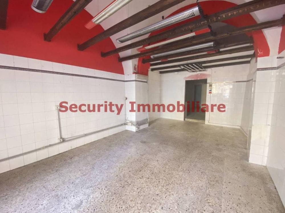 locale commerciale in vendita a Sciacca