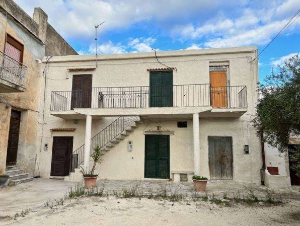 casa indipendente in vendita a Sciacca