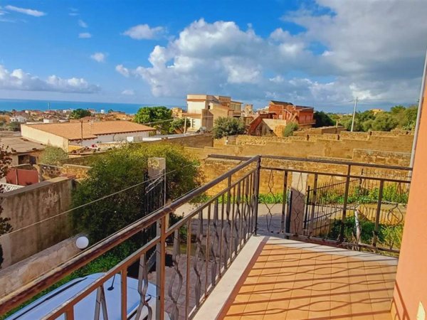 casa indipendente in vendita a Sciacca