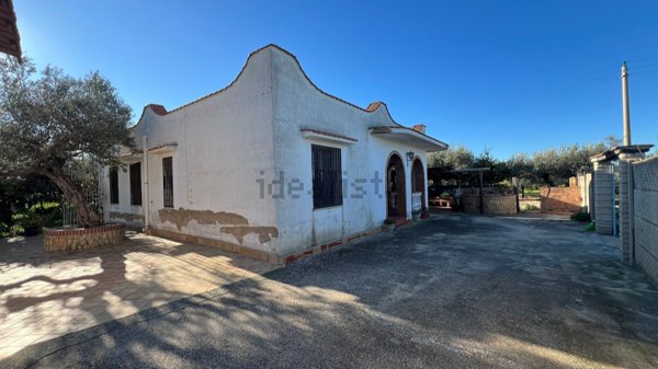 casa indipendente in vendita a Sciacca