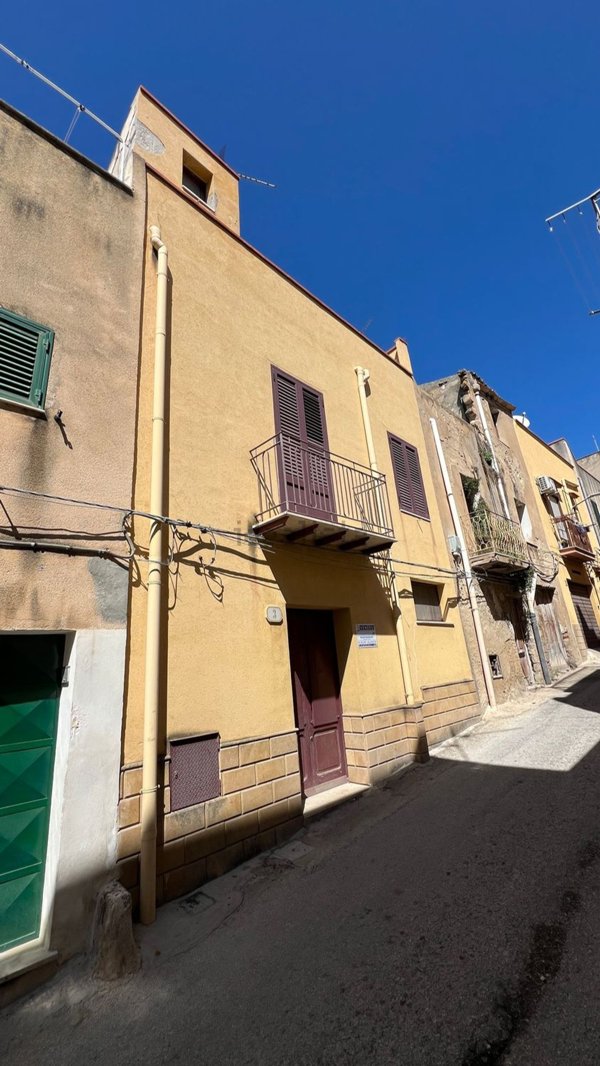 casa indipendente in vendita a Sciacca