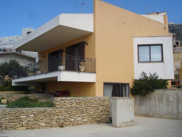 casa indipendente in vendita a Sciacca
