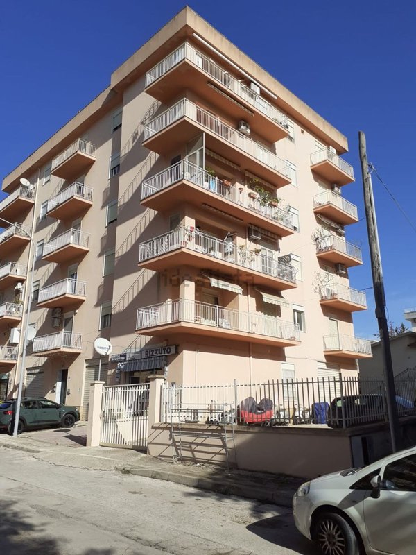 appartamento in vendita a Sciacca in zona Perriera