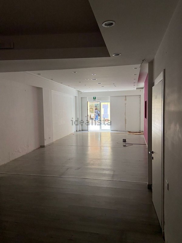 locale commerciale in vendita a Sciacca in zona Centro Città