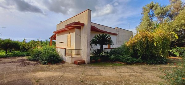 casa indipendente in vendita a Sciacca