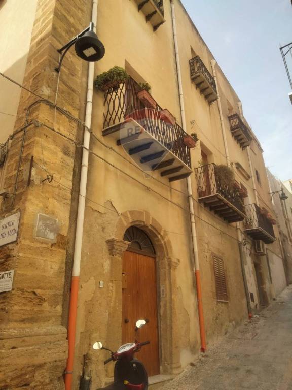 casa indipendente in vendita a Sciacca in zona Centro Città