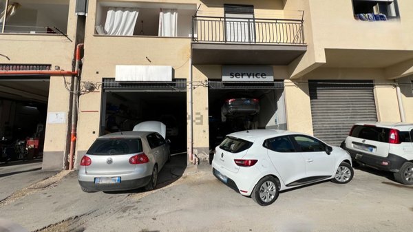 locale commerciale in vendita a Sciacca