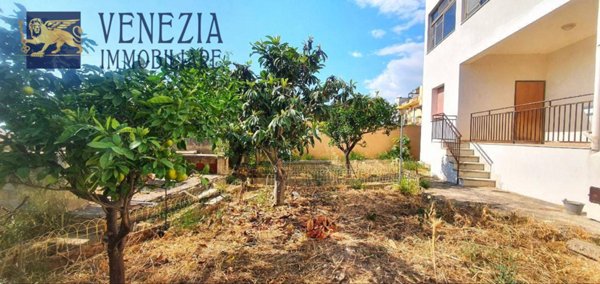 casa semindipendente in vendita a Sciacca