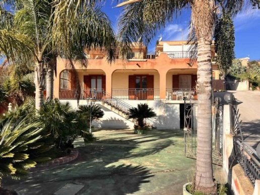 casa indipendente in vendita a Sciacca