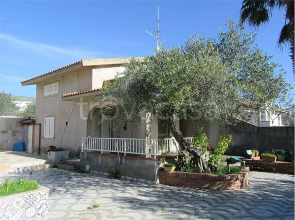 casa indipendente in vendita a Sciacca