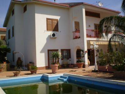 casa indipendente in vendita a Sciacca