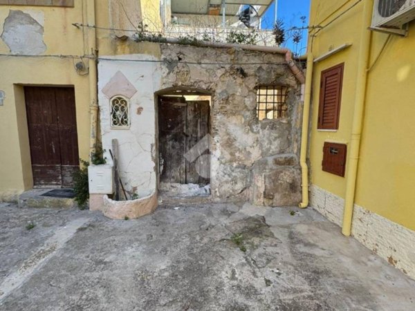 intera palazzina in vendita a Sciacca