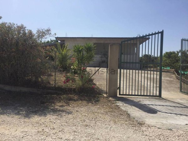 casa indipendente in vendita a Sciacca