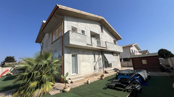 casa indipendente in vendita a Sciacca