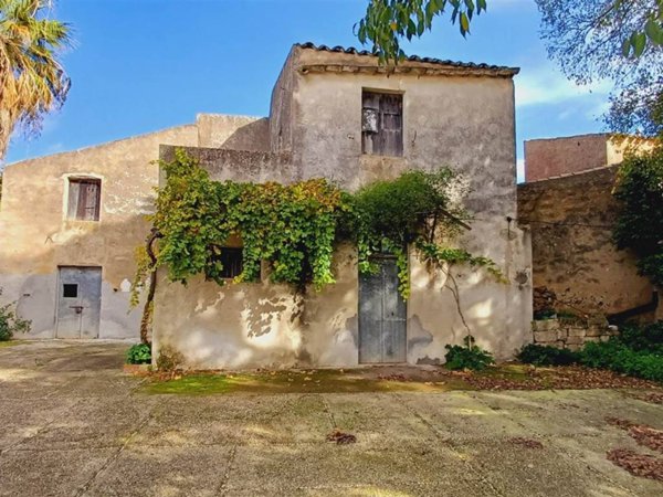 casa indipendente in vendita a Sciacca