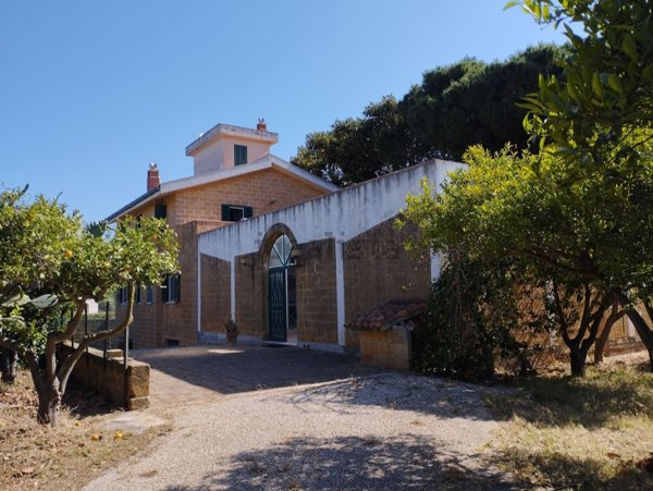 casa indipendente in vendita a Sciacca