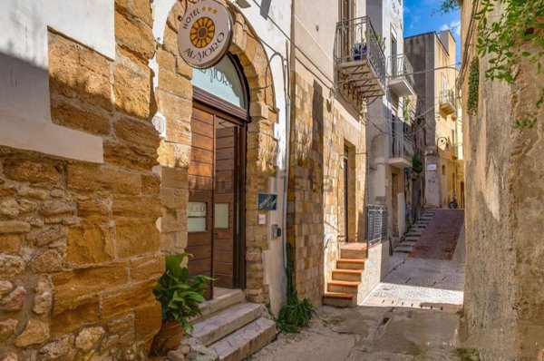 negozio in vendita a Sciacca