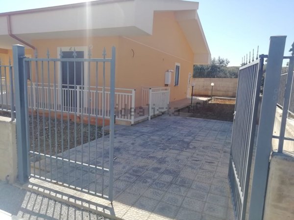 casa indipendente in vendita a Sciacca