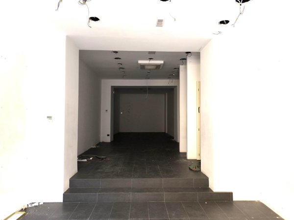 negozio in vendita a Sciacca in zona Centro Città