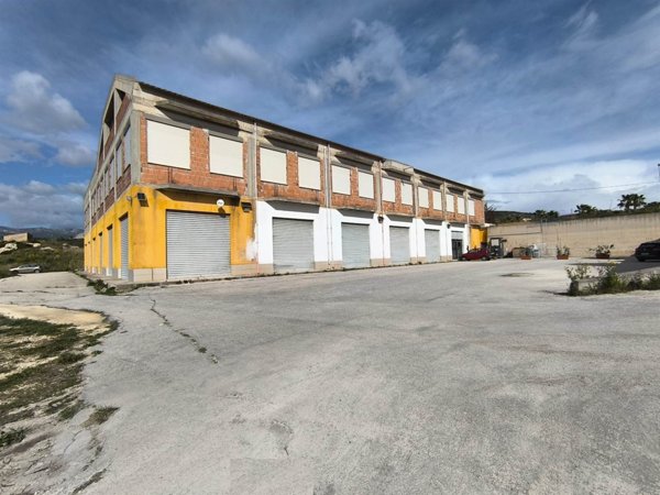 negozio in vendita a Sciacca