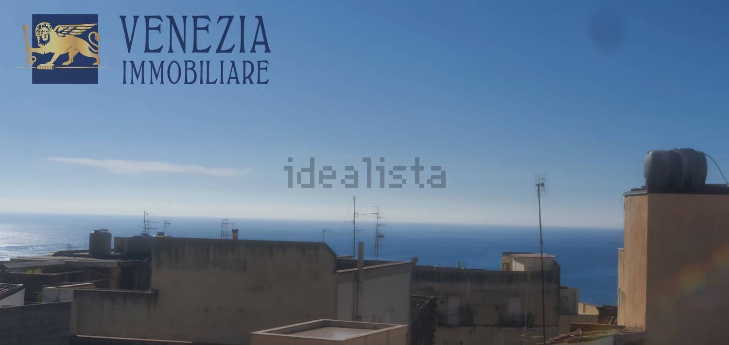 pentavano in vendita a Sciacca