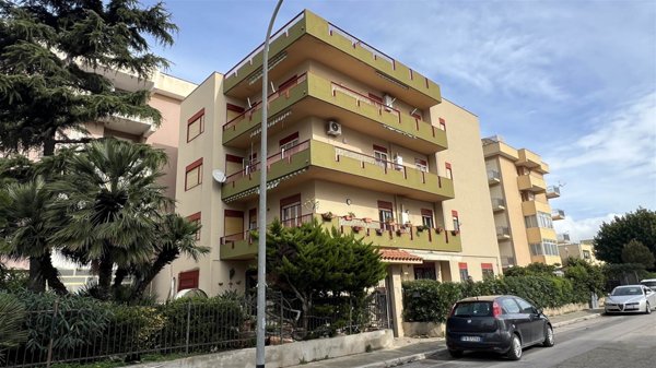 appartamento in vendita a Sciacca in zona Perriera