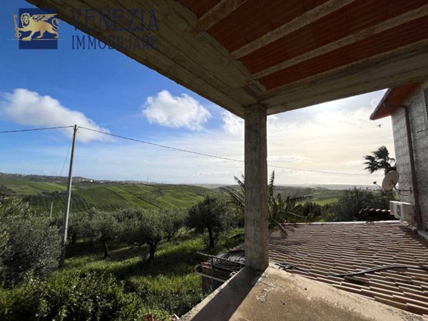 casa indipendente in vendita a Sciacca in zona Centro Città