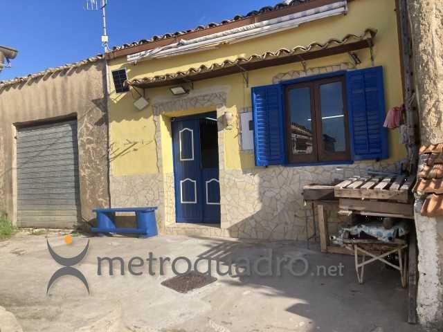 casa indipendente in vendita a Sciacca