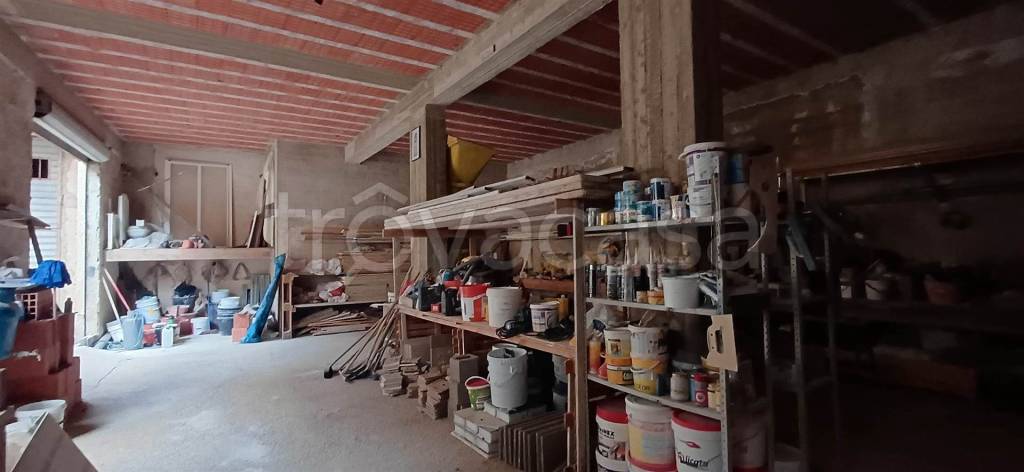 locale commerciale in vendita a Sciacca